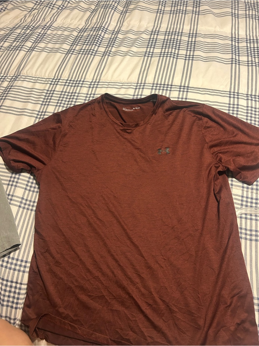 Under Armour Men’s Short Sleeve Tee — Rust Brown